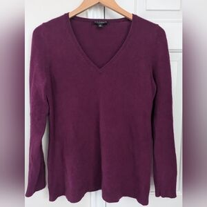 Cashmere v-neck sweater